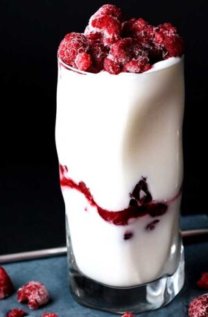 Berries and Yogurt Smoothie